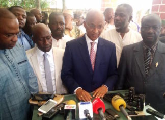 Urgent: l’opposition reporte sa marche de demain pour une marche funèbre