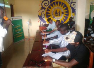 Discrimination et stigmatisation personnes victimes du VIH/SIDA : des jeunes outillés