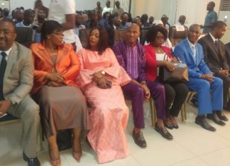 CENI : les 17 commissaires prêtent serment