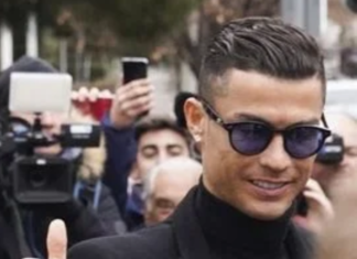Condamné à payer une nouvelle amende au fisc, Ronaldo parade au tribunal