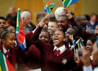 Afrique du Sud : la Cour constitutionnelle interdit la fessée