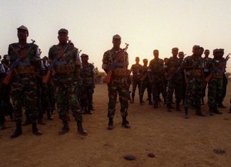 Mali : au moins 20 soldats tués dans une attaque attribuée aux jihadistes (élus locaux)