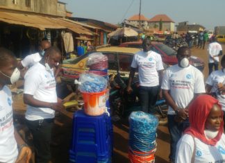 Prévention Coronavirus : des Associations MWF et Yali Dakar-Guinée offrent des kits sanitaires