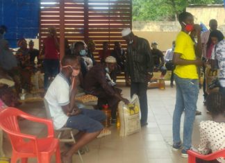 Guinée/Matoto : des denrées alimentaires offertes à des victimes du Covid-19